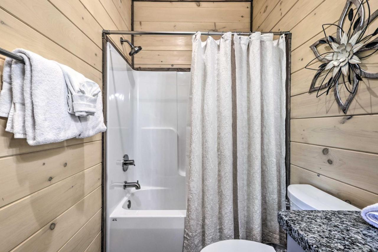 세비어빌 Smoky Cove Retreat With Private Hot Tub And Deck! 빌라 외부 사진