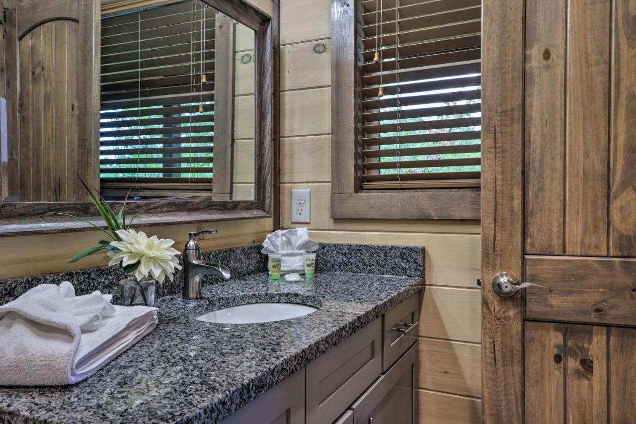 세비어빌 Smoky Cove Retreat With Private Hot Tub And Deck! 빌라 외부 사진