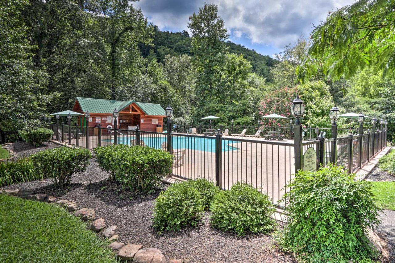 세비어빌 Smoky Cove Retreat With Private Hot Tub And Deck! 빌라 외부 사진